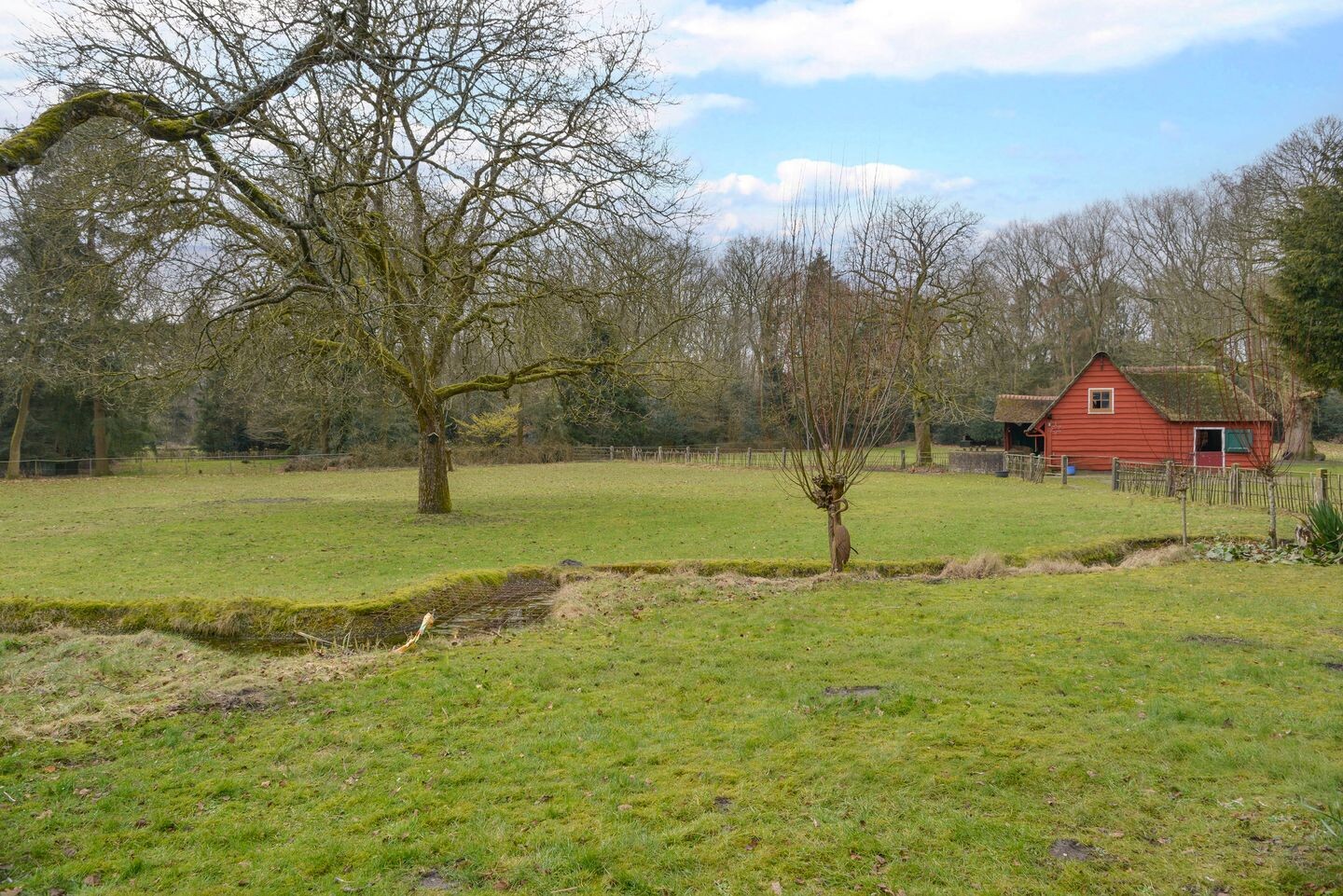 Vrijstaande woning te koop: Engweg 24, Laren