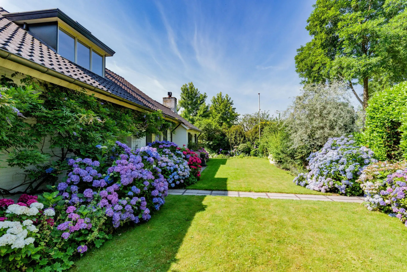 Vrijstaande woning te koop: Graafland 30, Laren