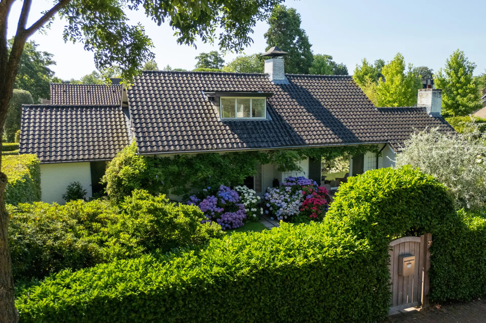 Vrijstaande woning te koop: Graafland 30, Laren