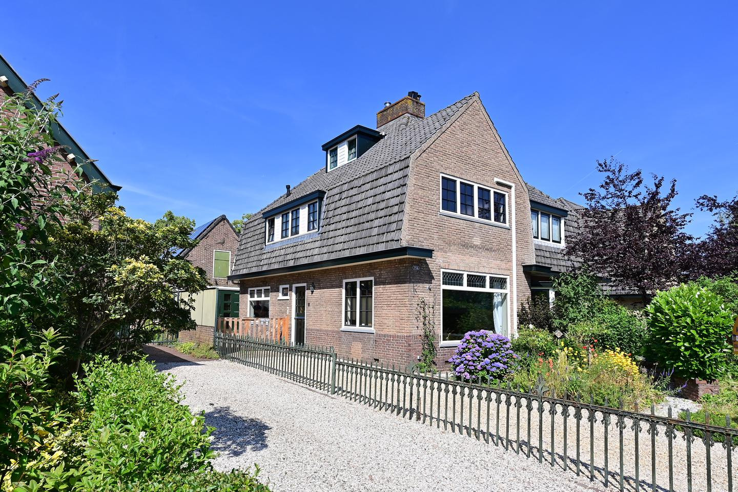 Twee-onder-één-kap te koop: Zevenend 28B, Laren