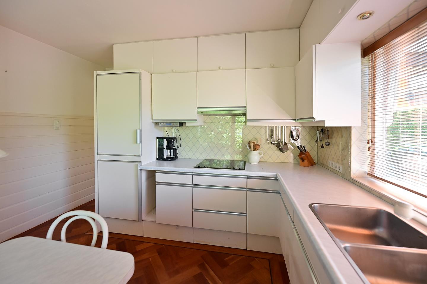 Hoekwoning te koop: Teunenmijns 17, Laren