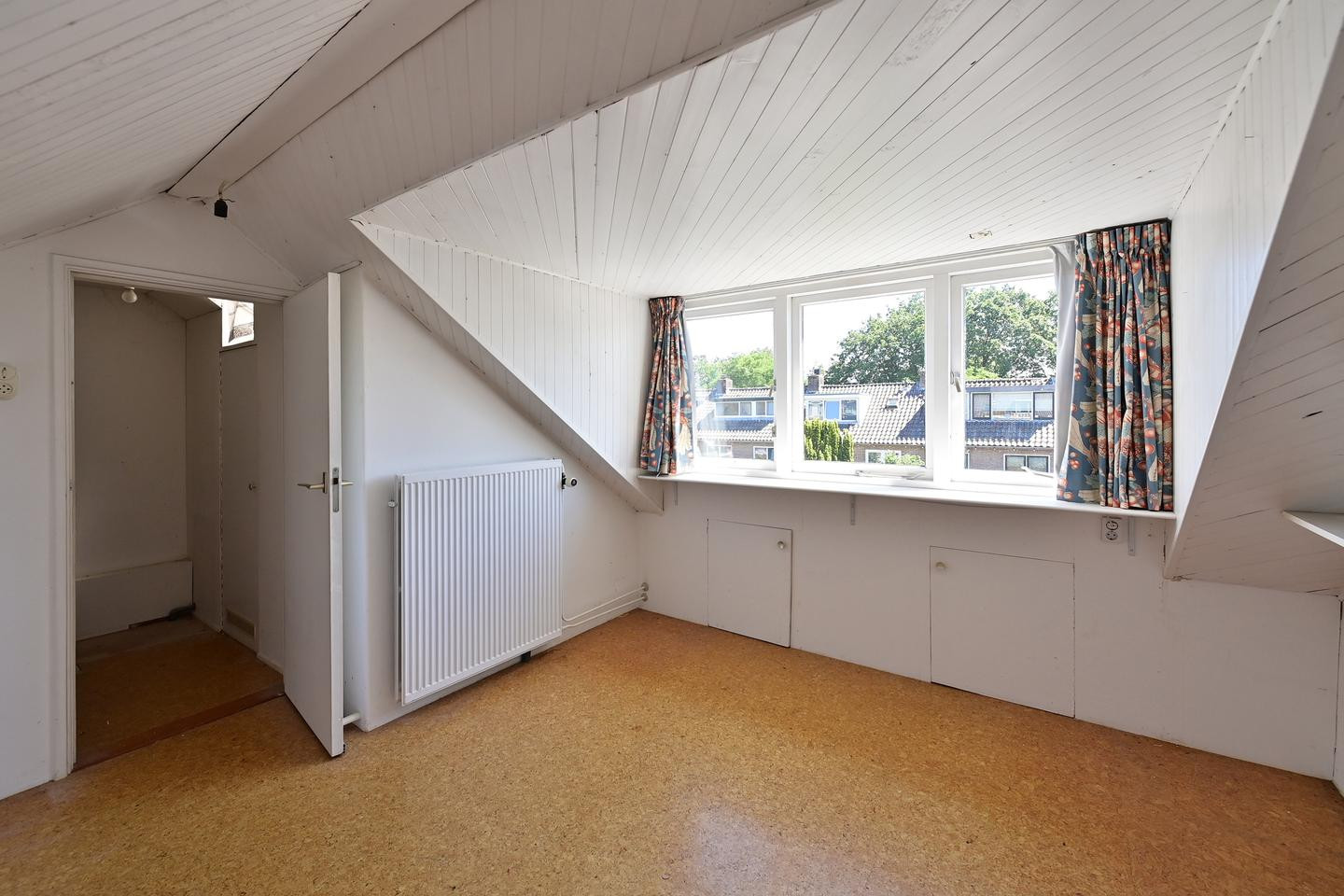 Hoekwoning te koop: Teunenmijns 17, Laren