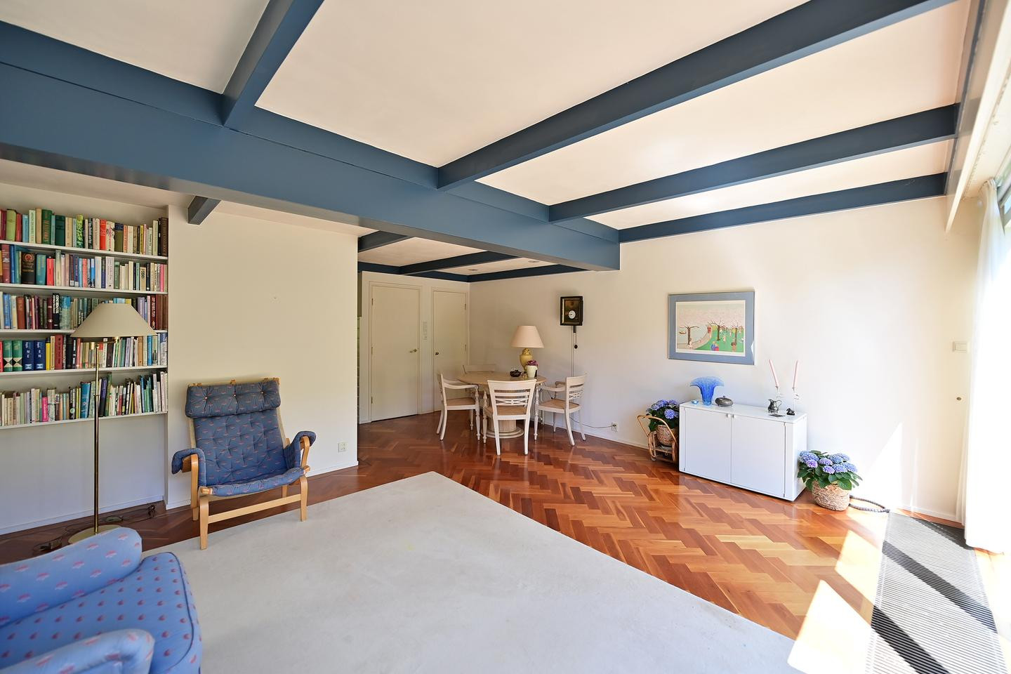 Hoekwoning te koop: Teunenmijns 17, Laren