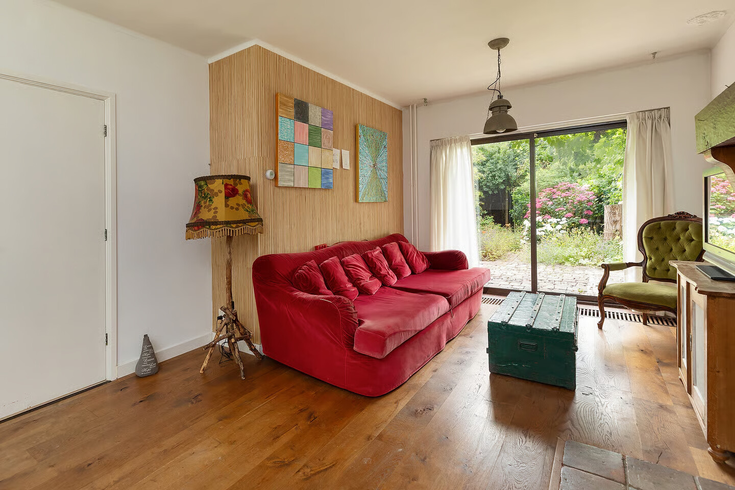 Hoekwoning te koop: Engelsjan 7, Laren