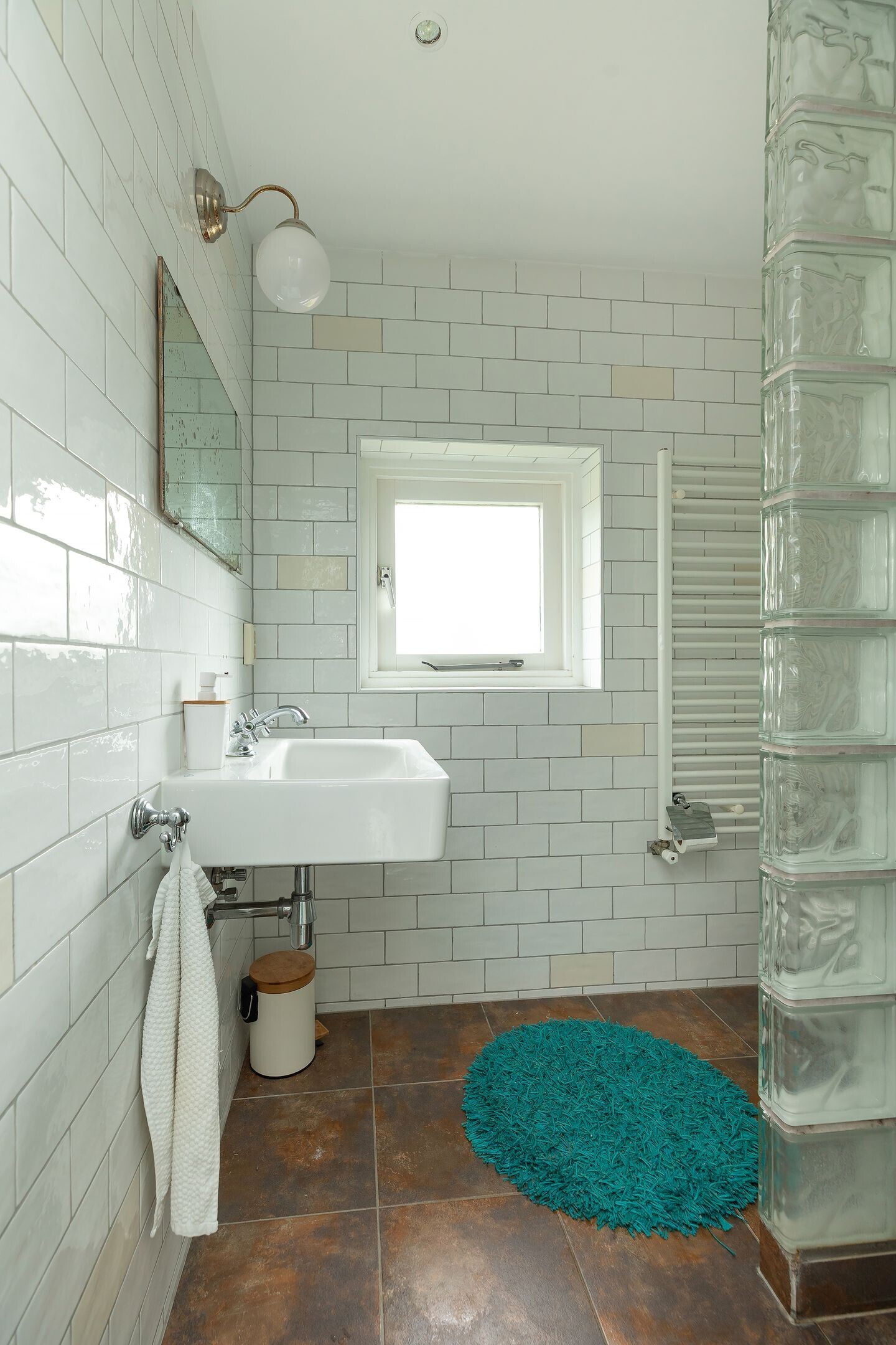 Hoekwoning te koop: Engelsjan 7, Laren