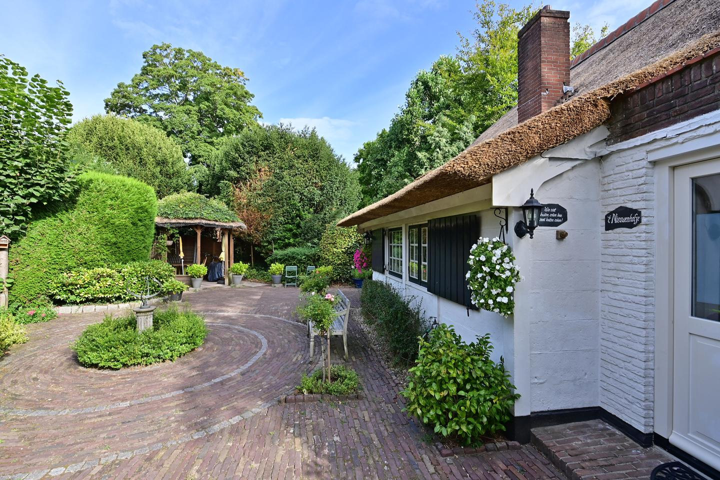 Vrijstaande woning te koop: Kostverloren 64A, Laren