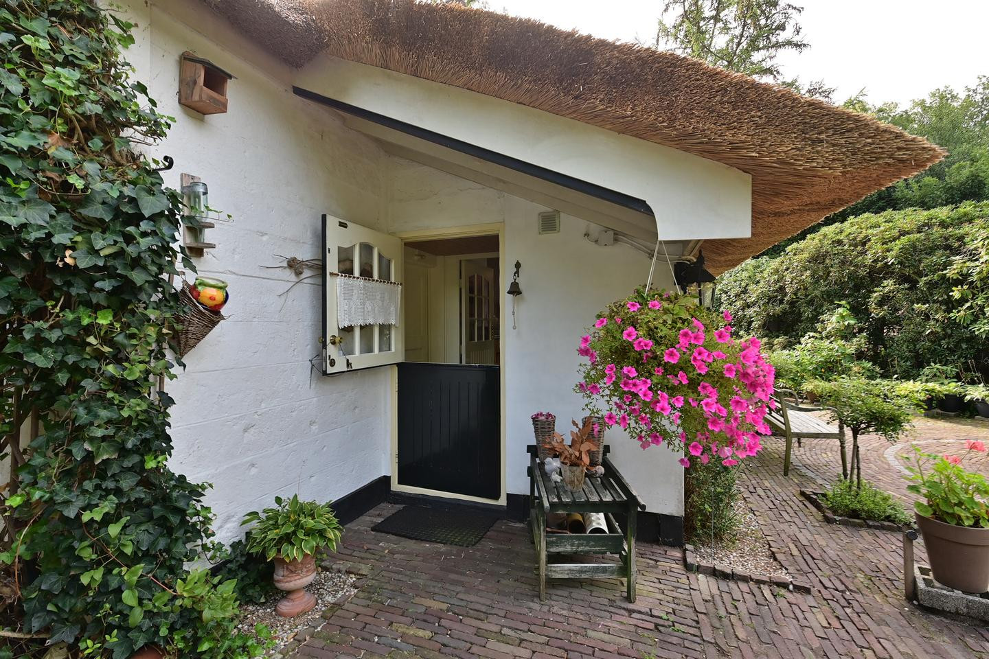 Vrijstaande woning te koop: Kostverloren 64A, Laren