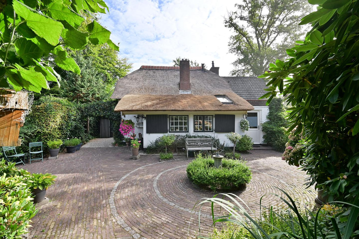 Vrijstaande woning te koop: Kostverloren 64A, Laren