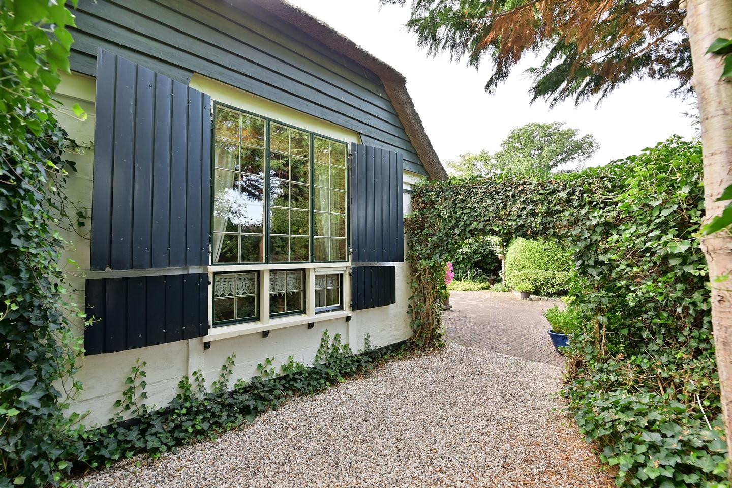 Vrijstaande woning te koop: Kostverloren 64A, Laren