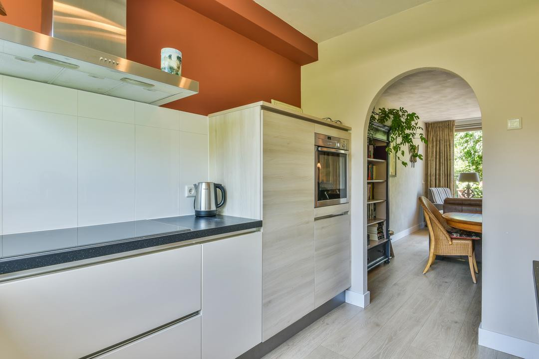 Tussenwoning te koop: Bisschopswaarde 25, Laren