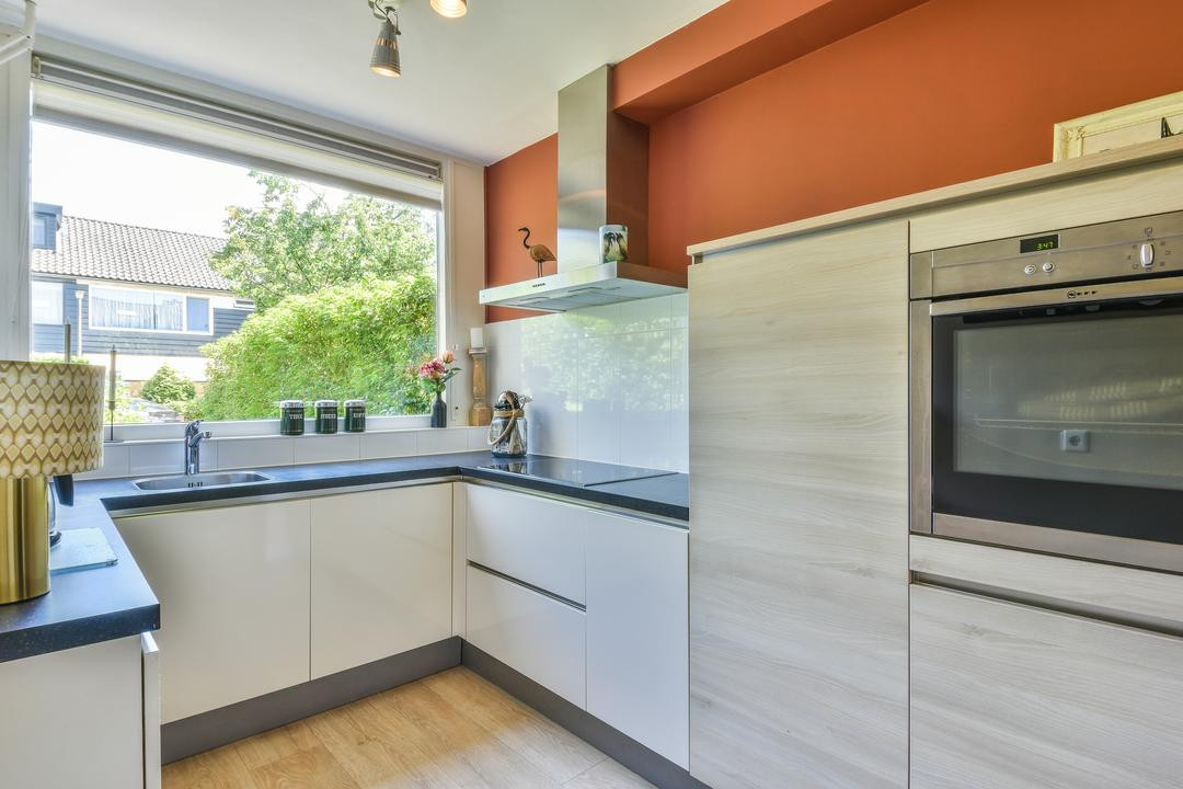 Tussenwoning te koop: Bisschopswaarde 25, Laren