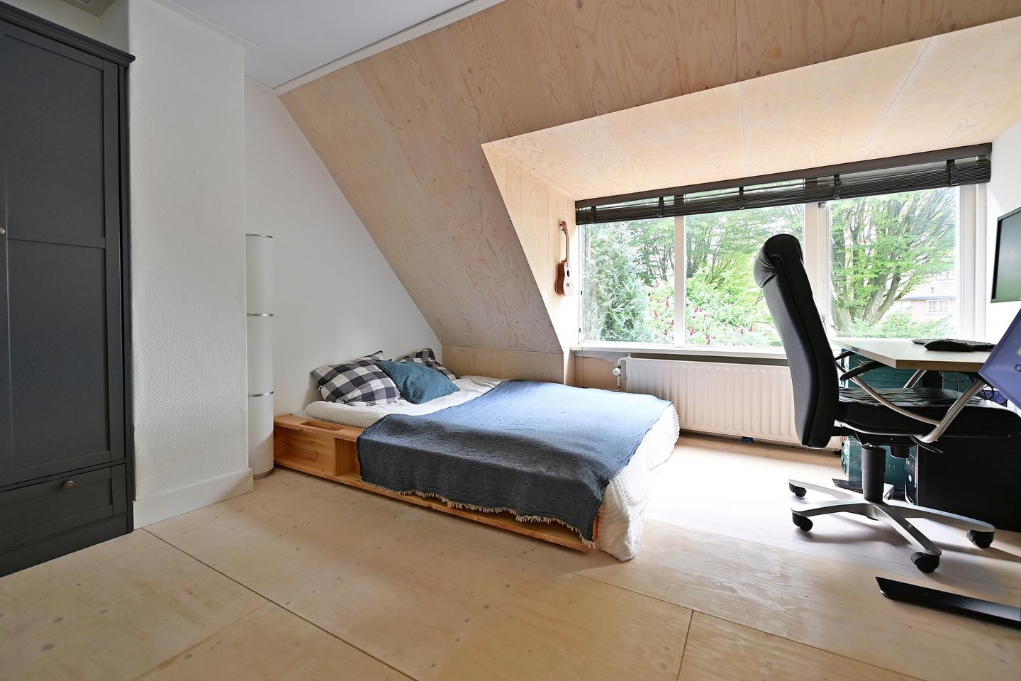 Tussenwoning te koop: Heideveldweg 31, Laren