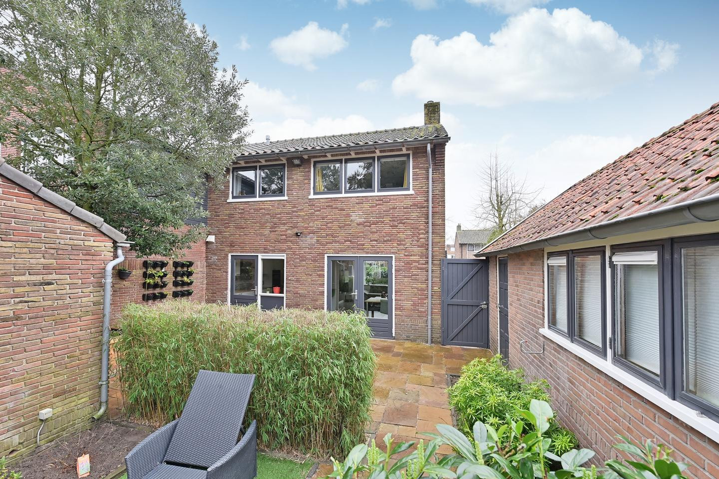 Vrijstaande woning te koop: Frans Langeveldlaan 29, Laren