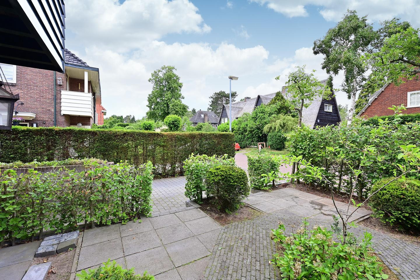 Twee-onder-één-kap te koop: Jagersweg 34, Laren