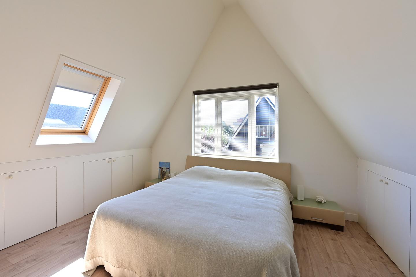 Hoekwoning te koop: De Bazelweg 34, Laren