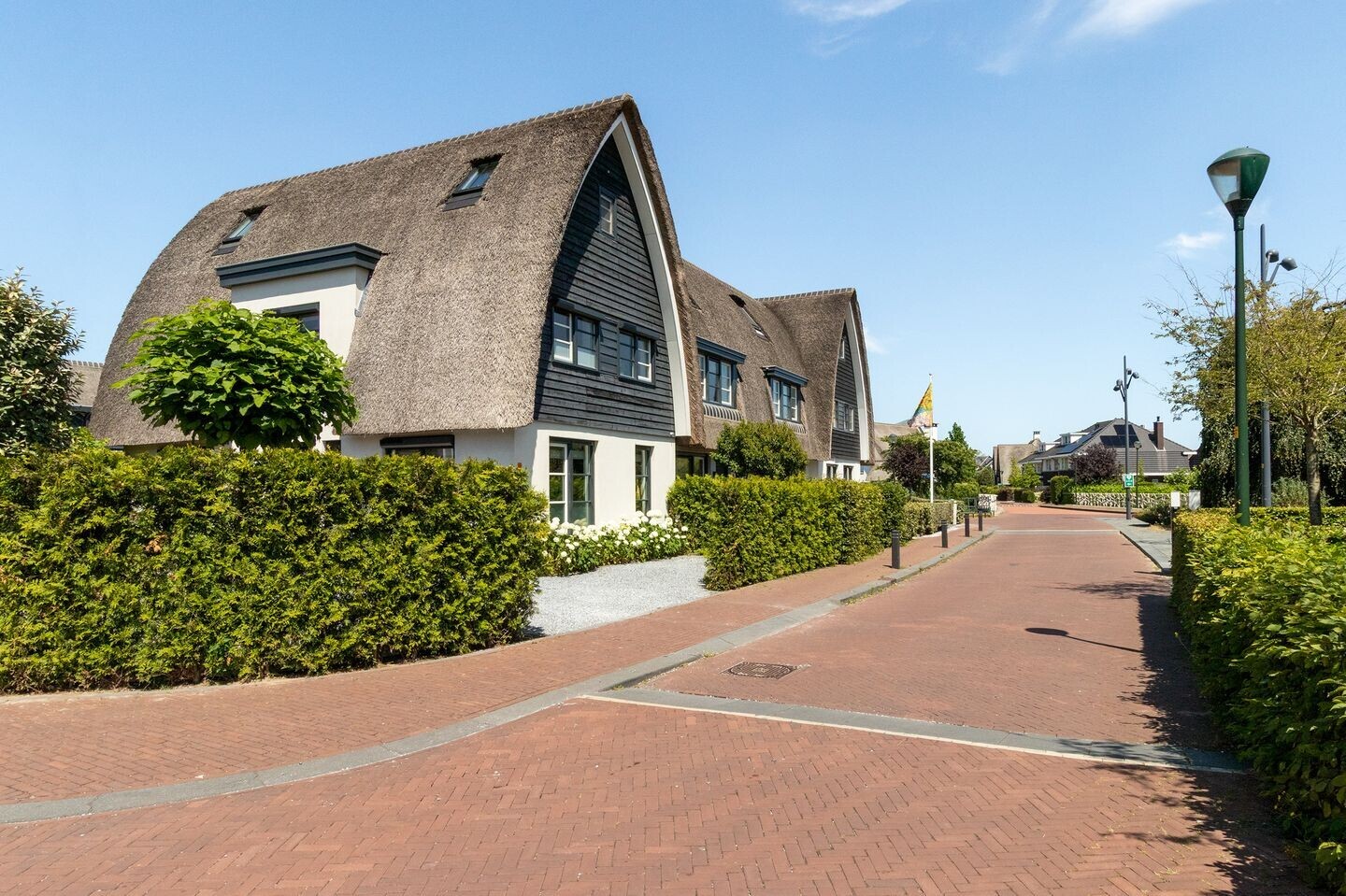 Hoekwoning te koop: Zuiderzeedreef 1, Blaricum