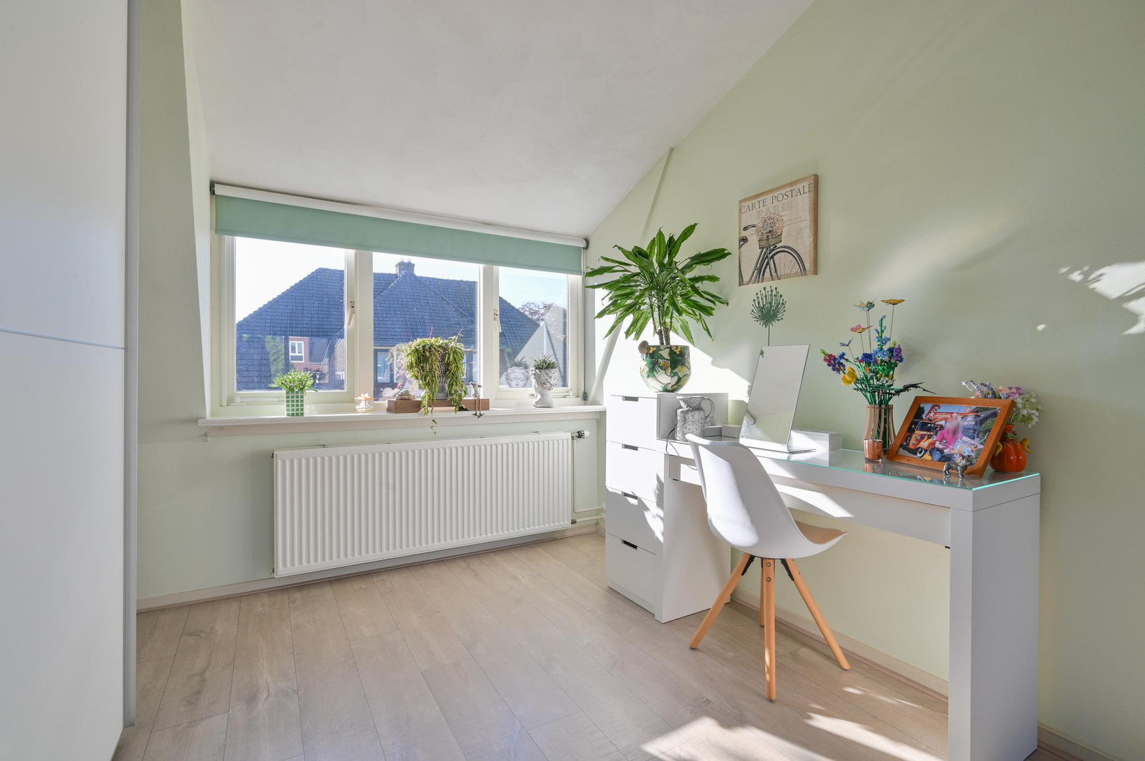 Twee-onder-één-kap te koop: Tuinstraat 18, Huizen