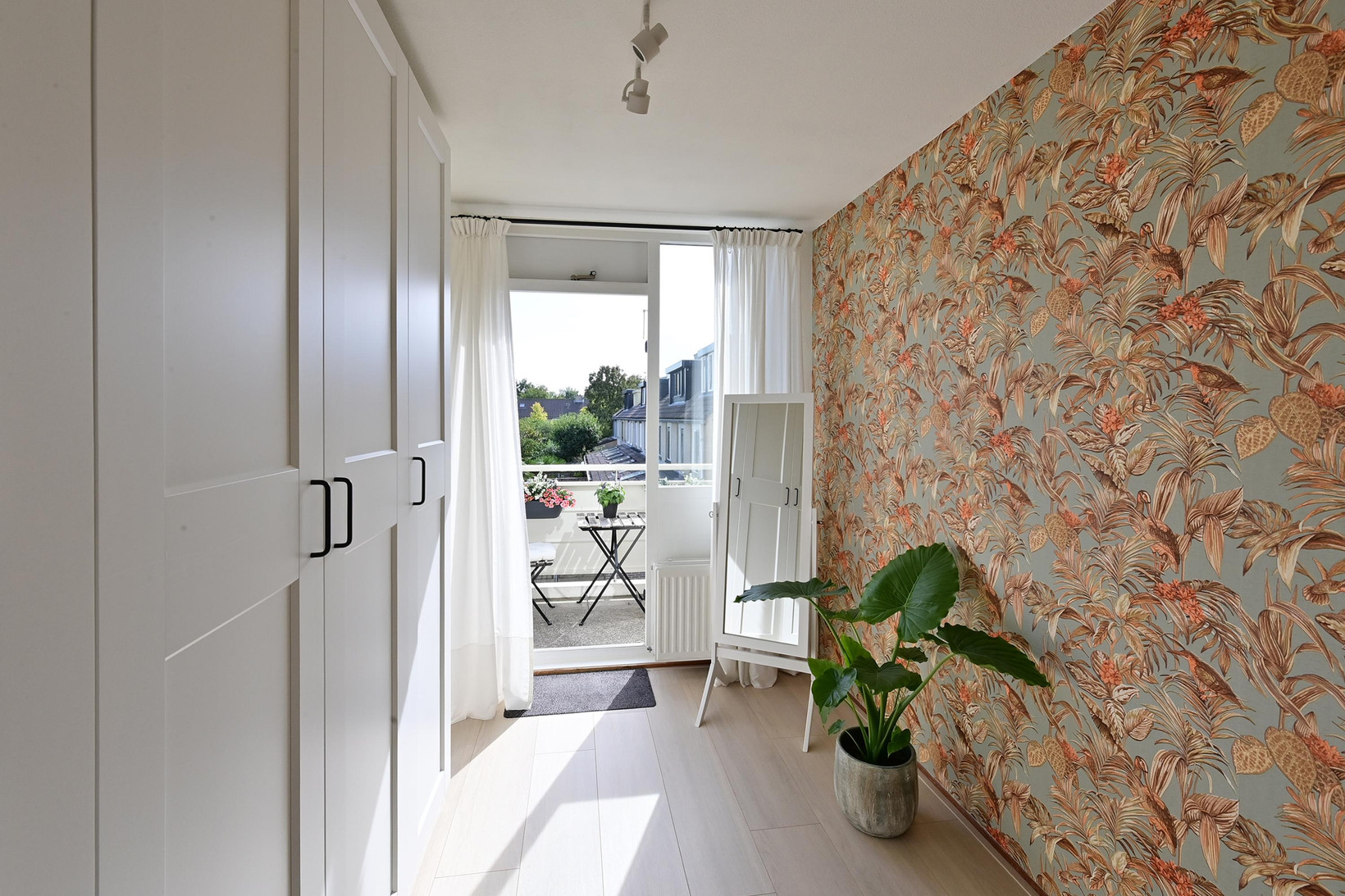 Appartement te koop: Golfstroom 140, Huizen