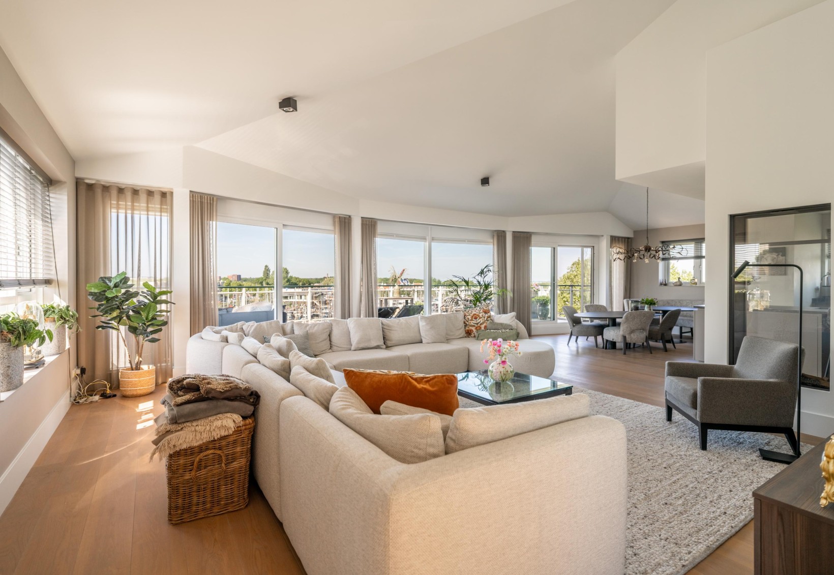 Appartement te koop: Labradorstroom 63, Huizen