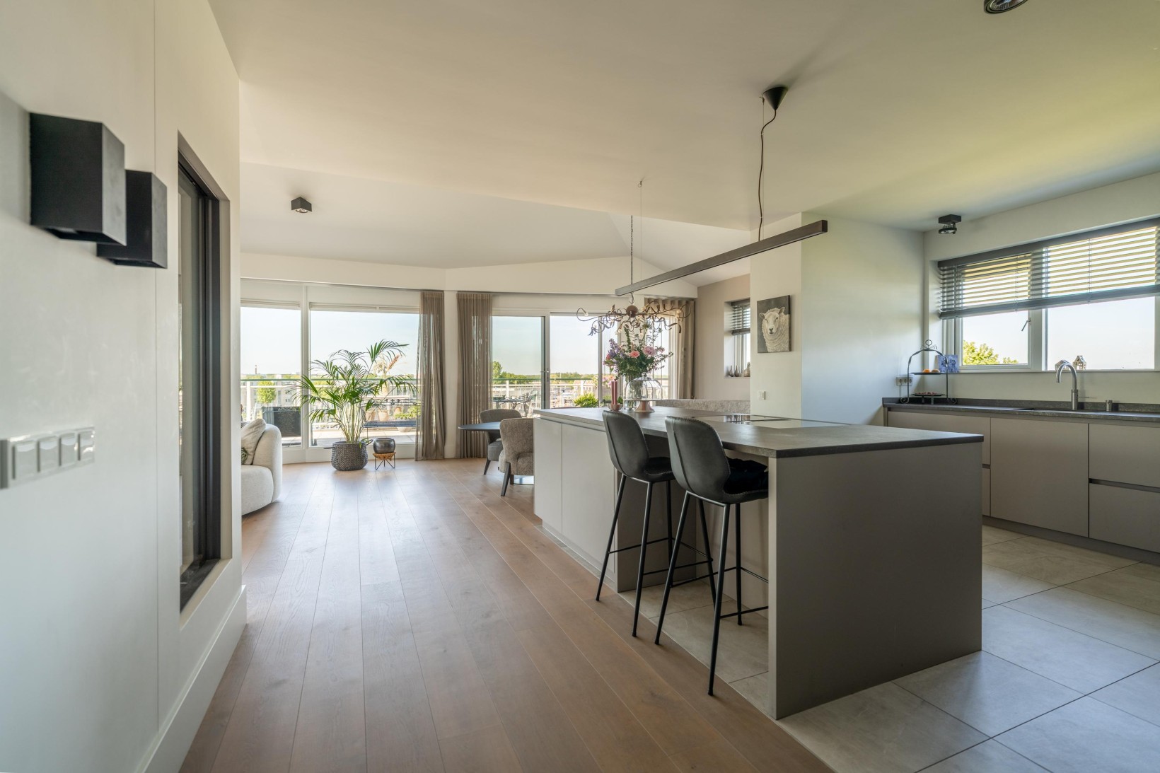 Appartement te koop: Labradorstroom 63, Huizen