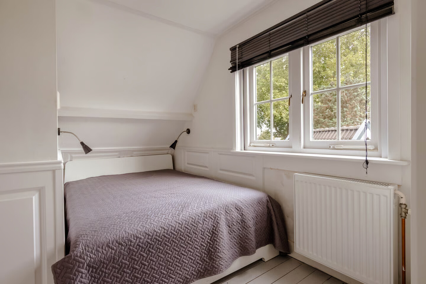 Vrijstaande woning te koop: Eemlandweg 6, Huizen