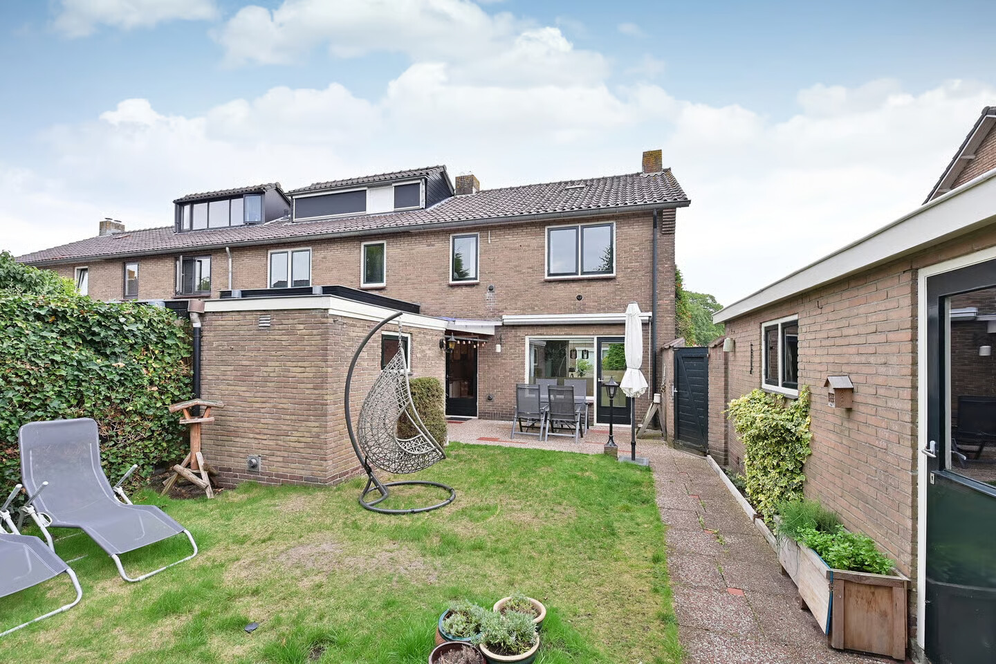 Hoekwoning te koop: Berlagestraat 8, Huizen