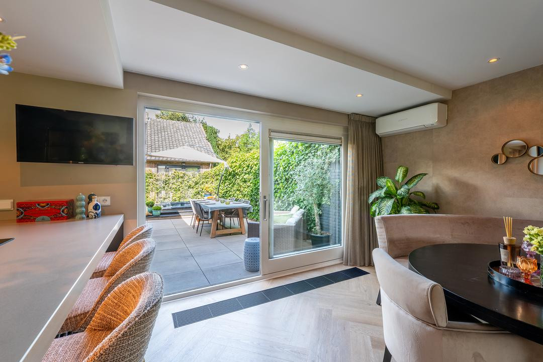 Hoekwoning te koop: De Ruyterstraat 31, Huizen