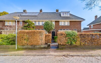 De Ruyterstraat 56