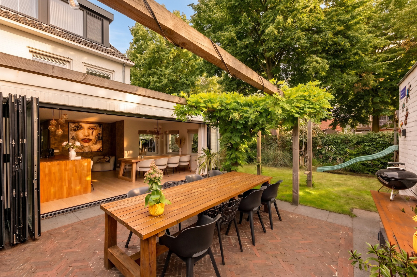 Woning te koop: Trompstraat 2, Huizen
