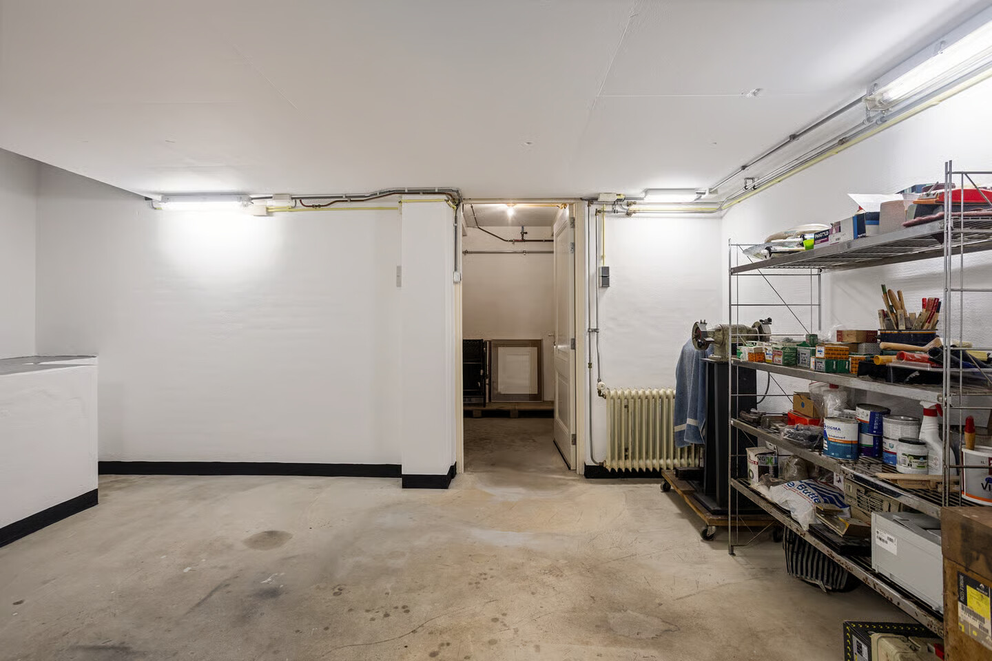 Twee-onder-één-kap te koop: Veldweg 1, Huizen