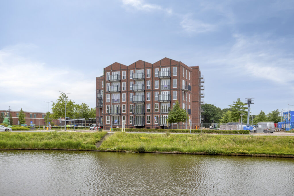 Appartement te koop: Bestevaer 47, Huizen