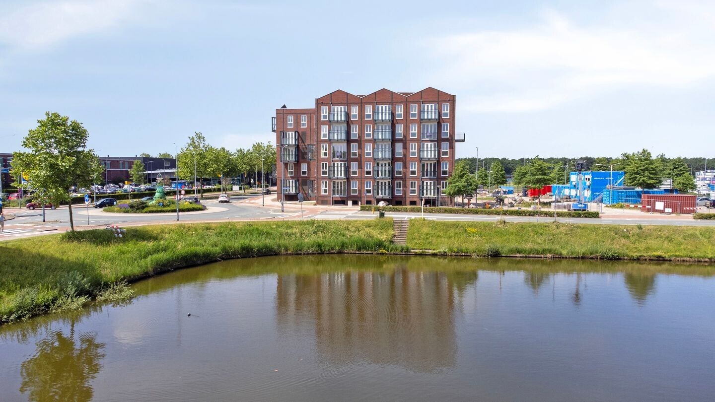 Appartement te koop: Bestevaer 53, Huizen