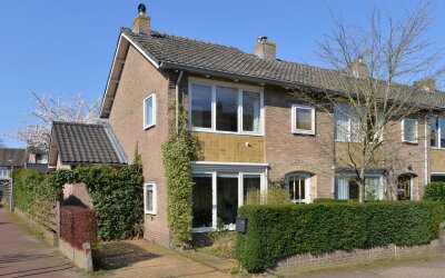 Joost Banckertstraat 11