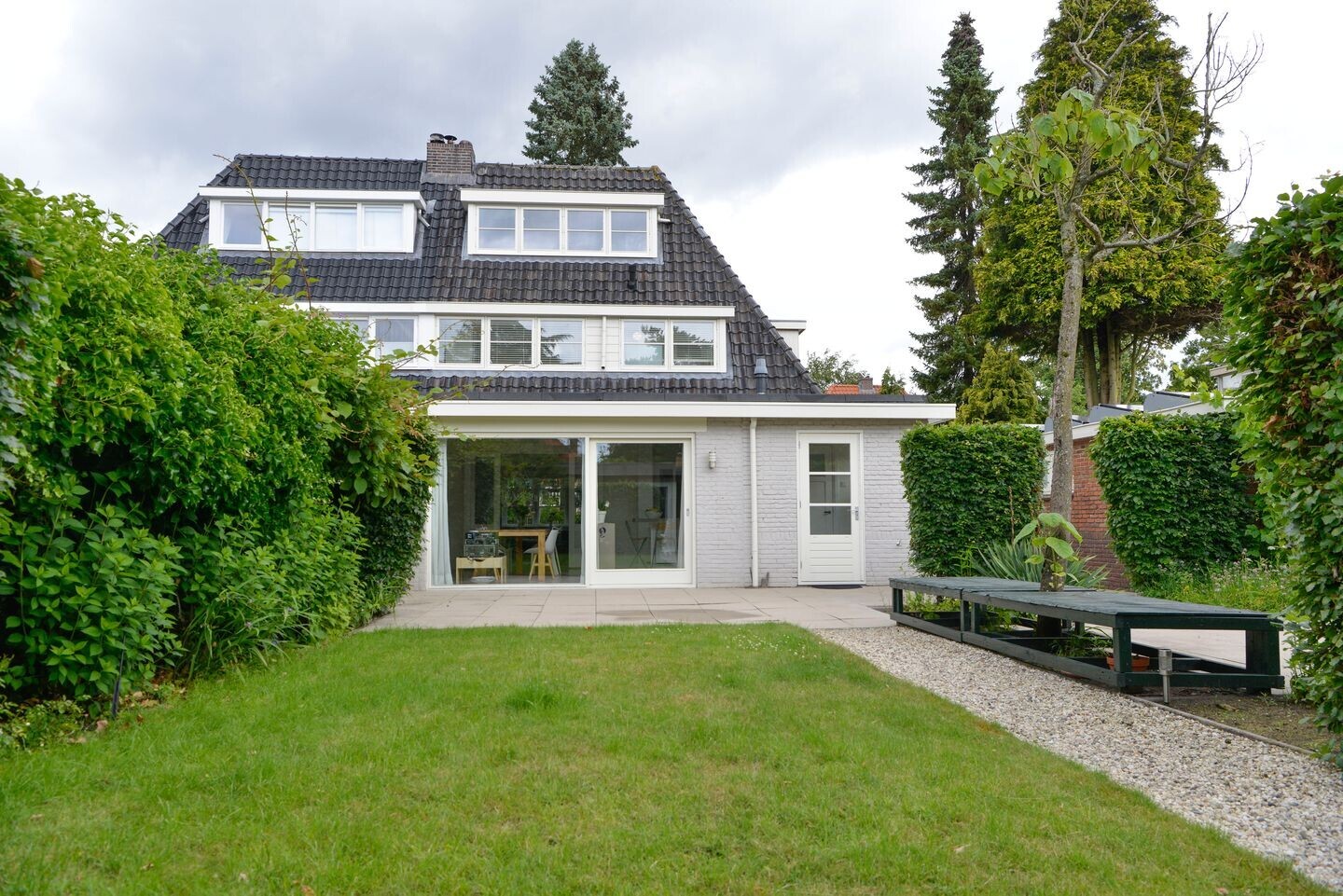 Twee-onder-één-kap te koop: Hooghuizenweg 25, Huizen