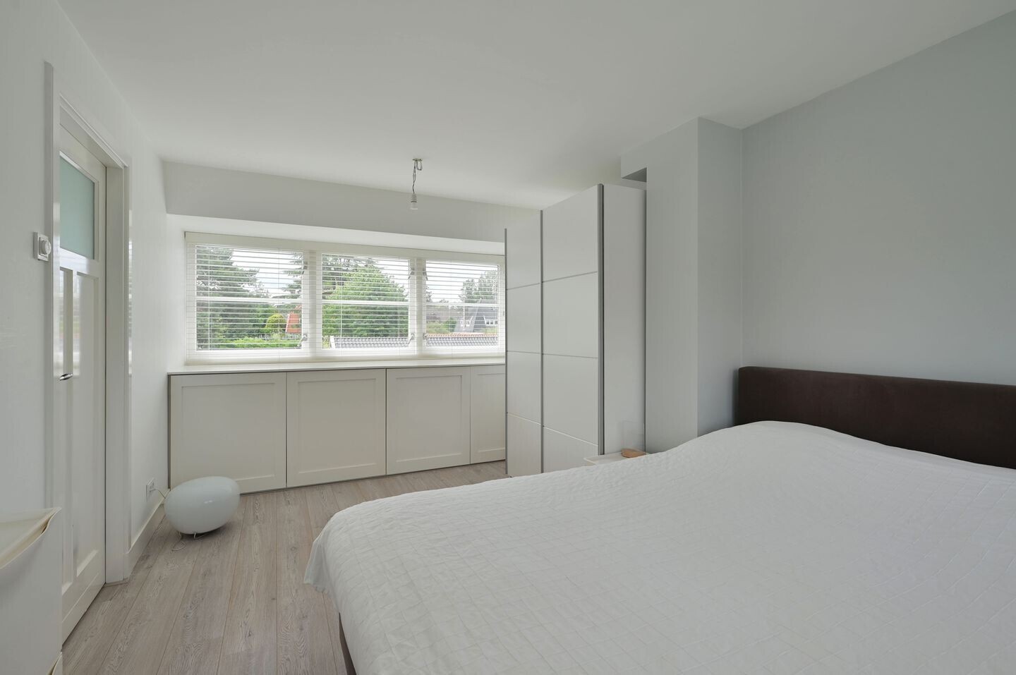 Twee-onder-één-kap te koop: Hooghuizenweg 25, Huizen