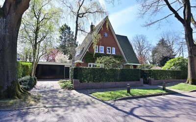 Van der Duyn van Maasdamlaan 25