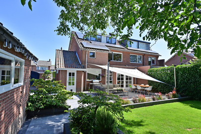 Huis te koop Van Hogendorplaan 52