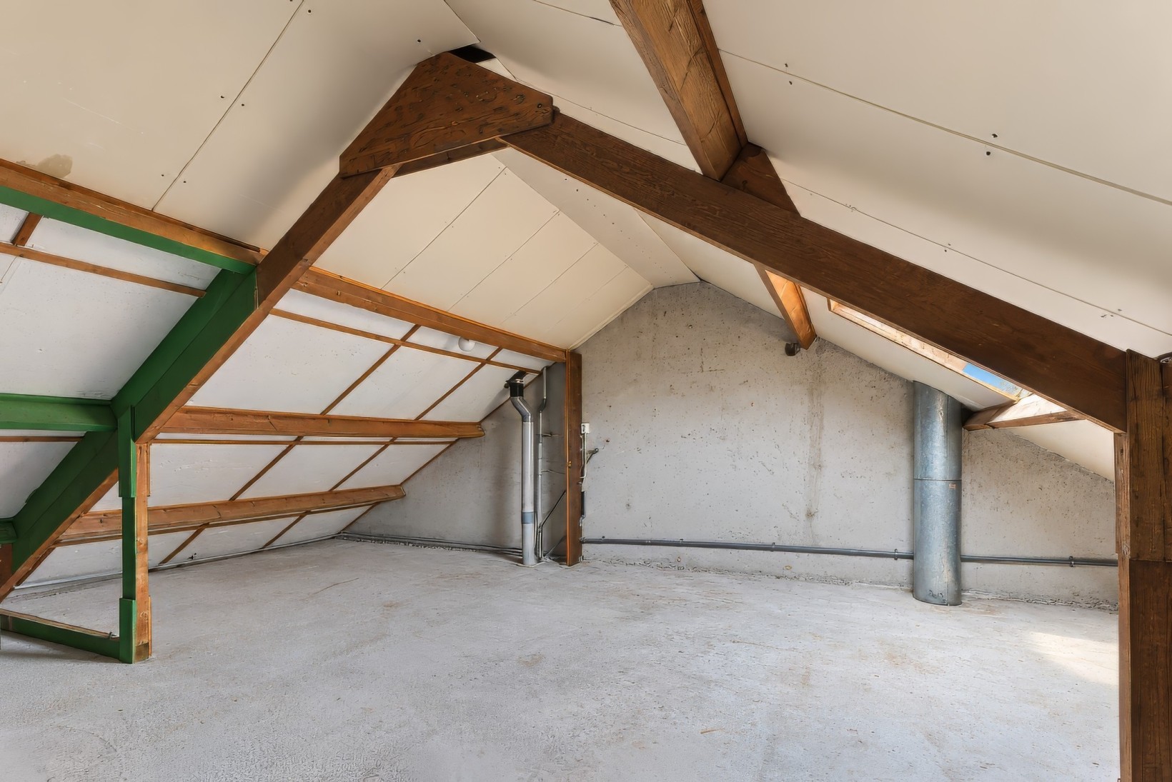 Tussenwoning te koop: Weegbree 12, Huizen