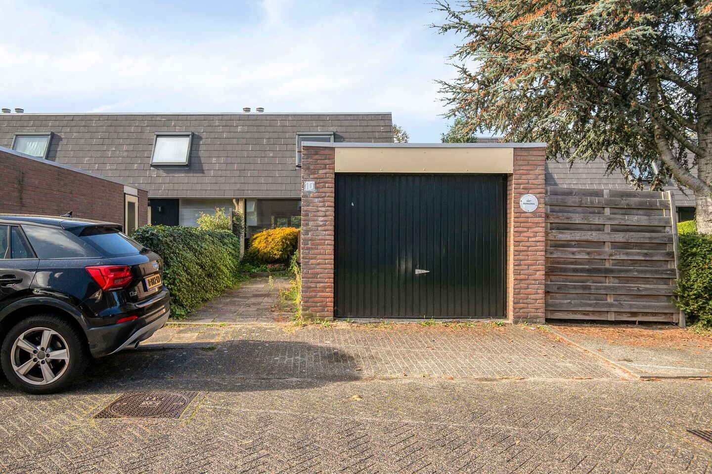 Hoekwoning te koop: Andoorn 10, Huizen