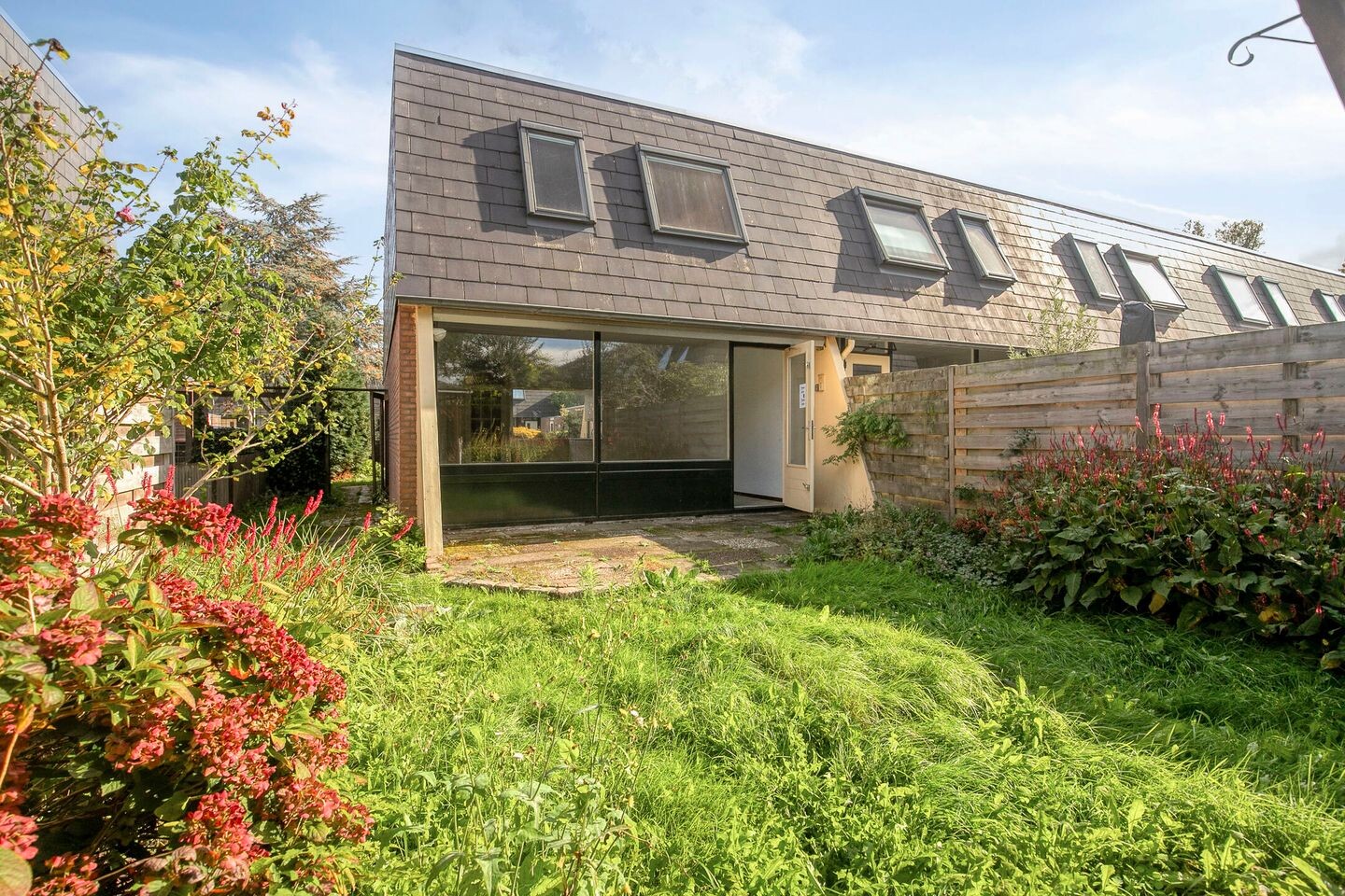 Hoekwoning te koop: Andoorn 10, Huizen
