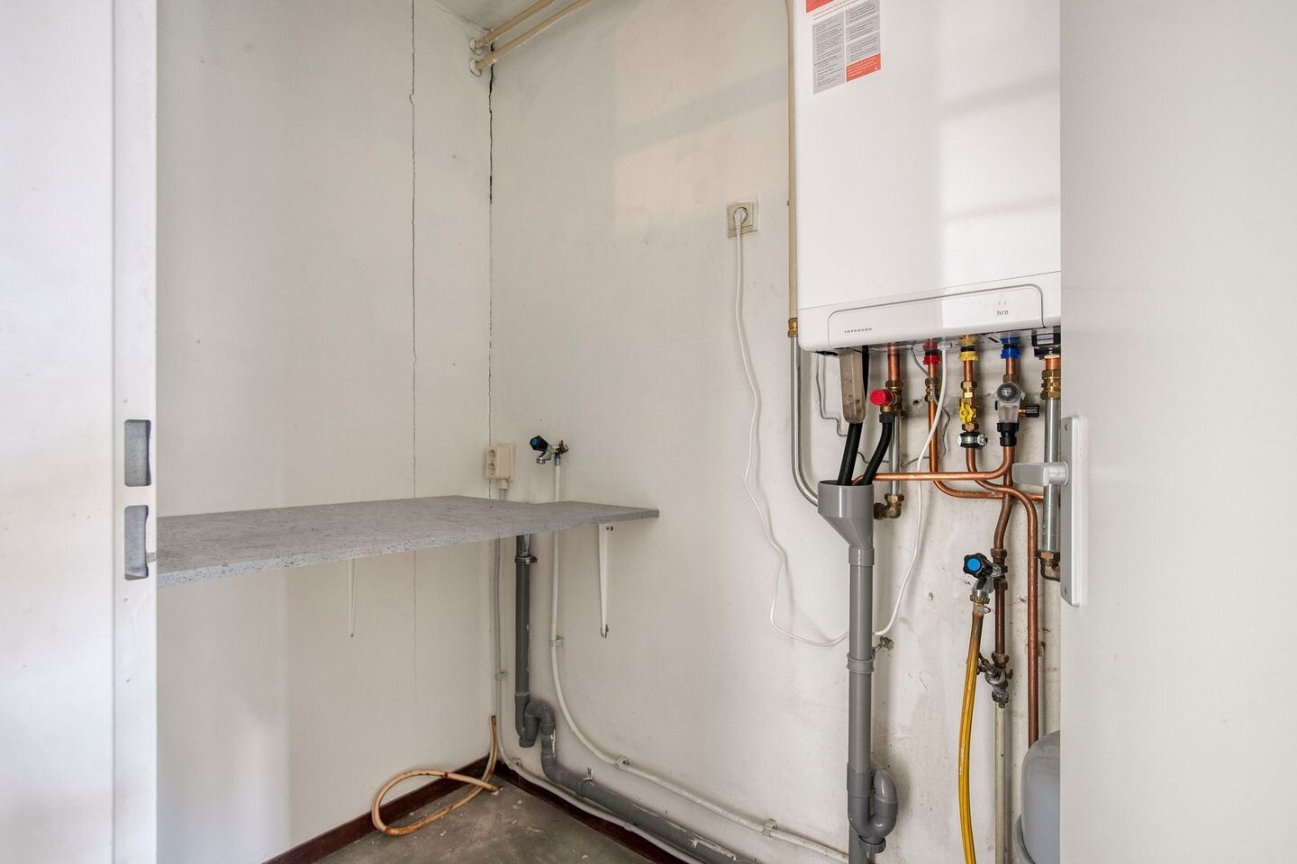 Hoekwoning te koop: Andoorn 10, Huizen