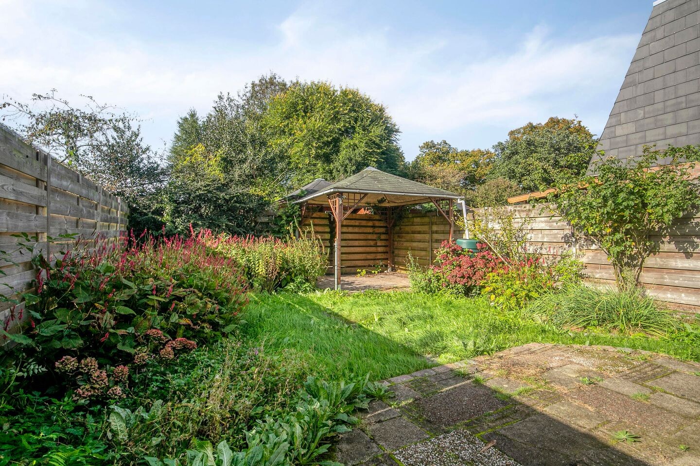 Hoekwoning te koop: Andoorn 10, Huizen