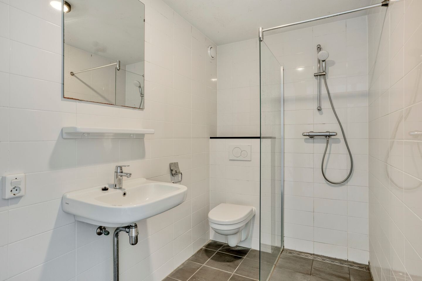 Tussenwoning te koop: Wikke 52, Huizen
