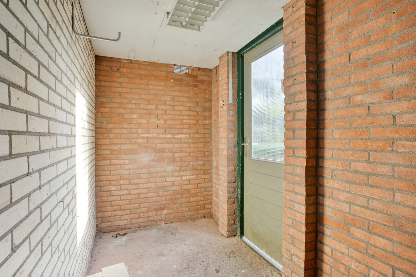Tussenwoning te koop: Wikke 52, Huizen