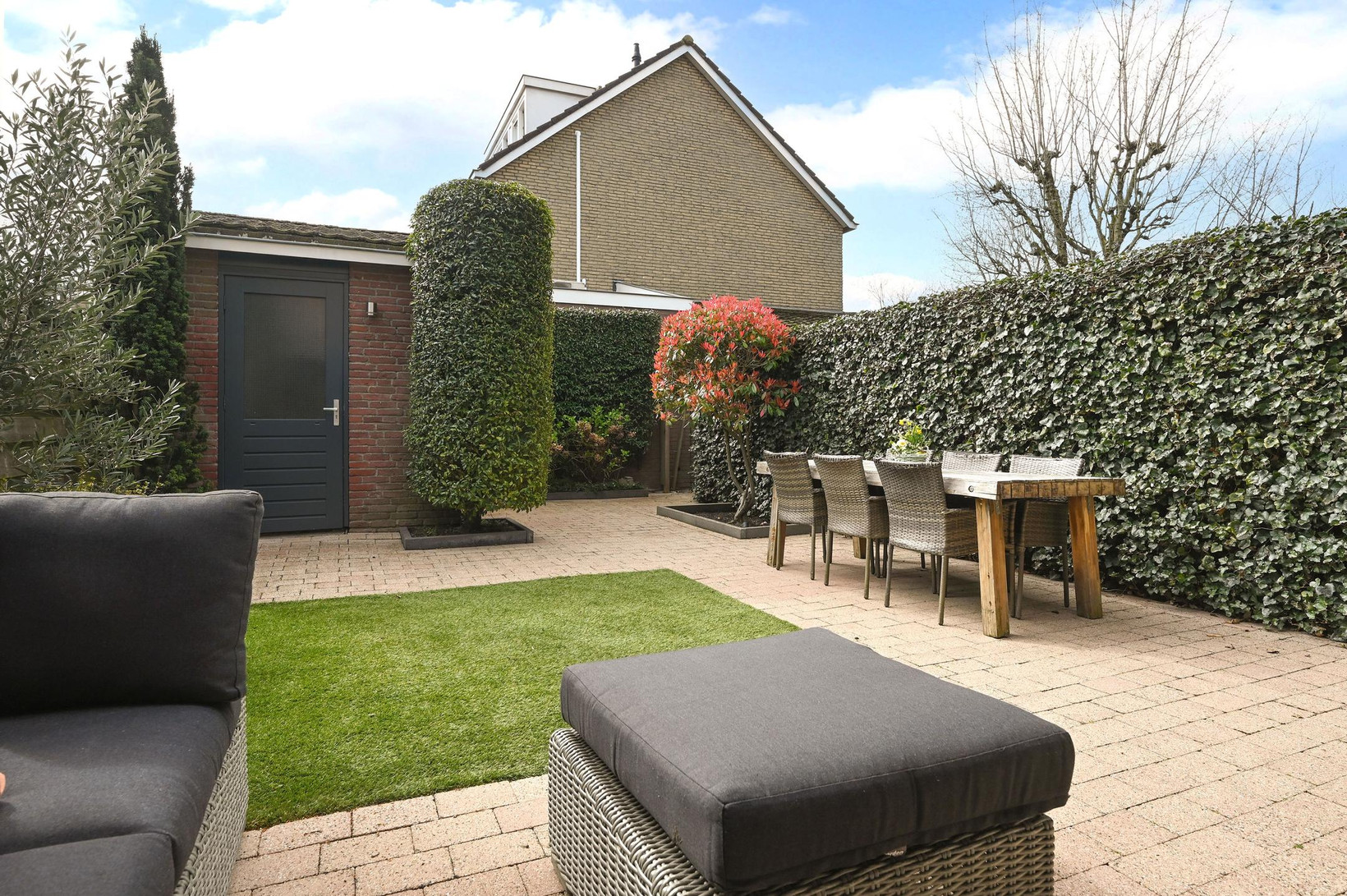 Tussenwoning te koop: Look 20, Huizen