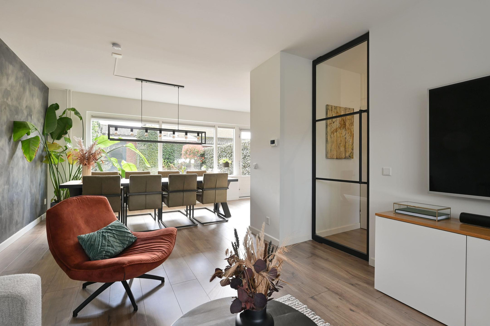 Tussenwoning te koop: Look 20, Huizen