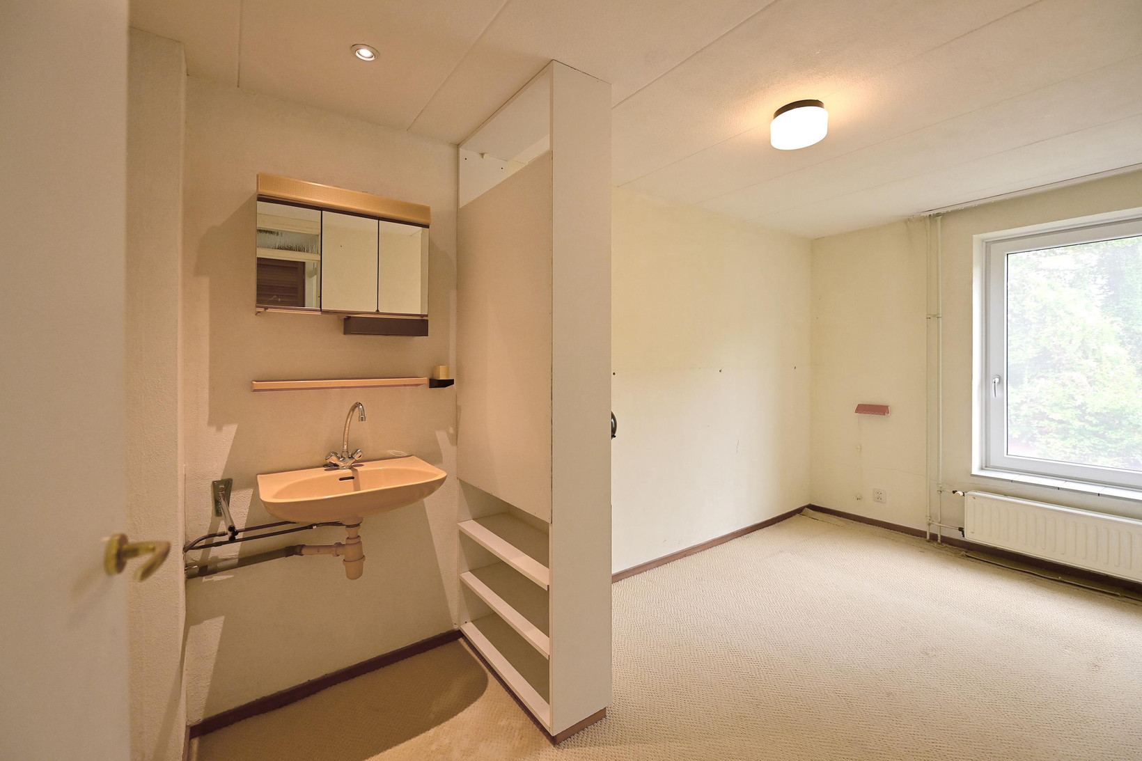 Tussenwoning te koop: Ree 24, Huizen
