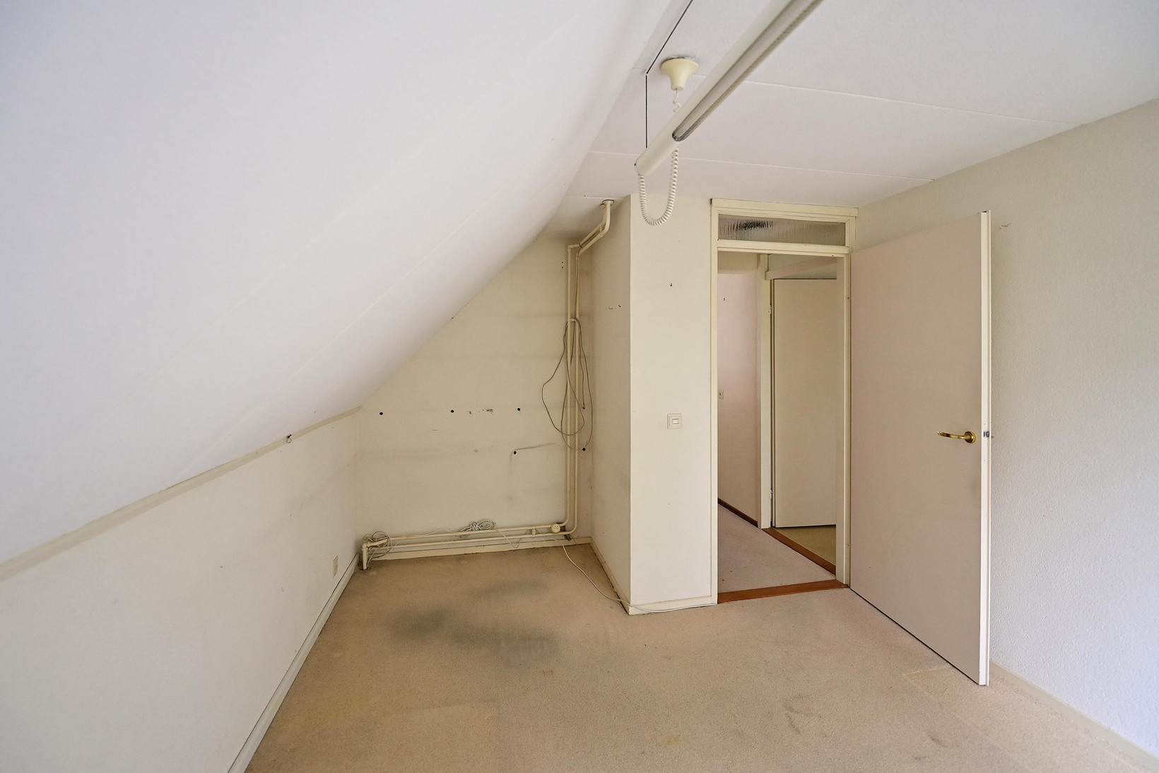 Tussenwoning te koop: Ree 24, Huizen