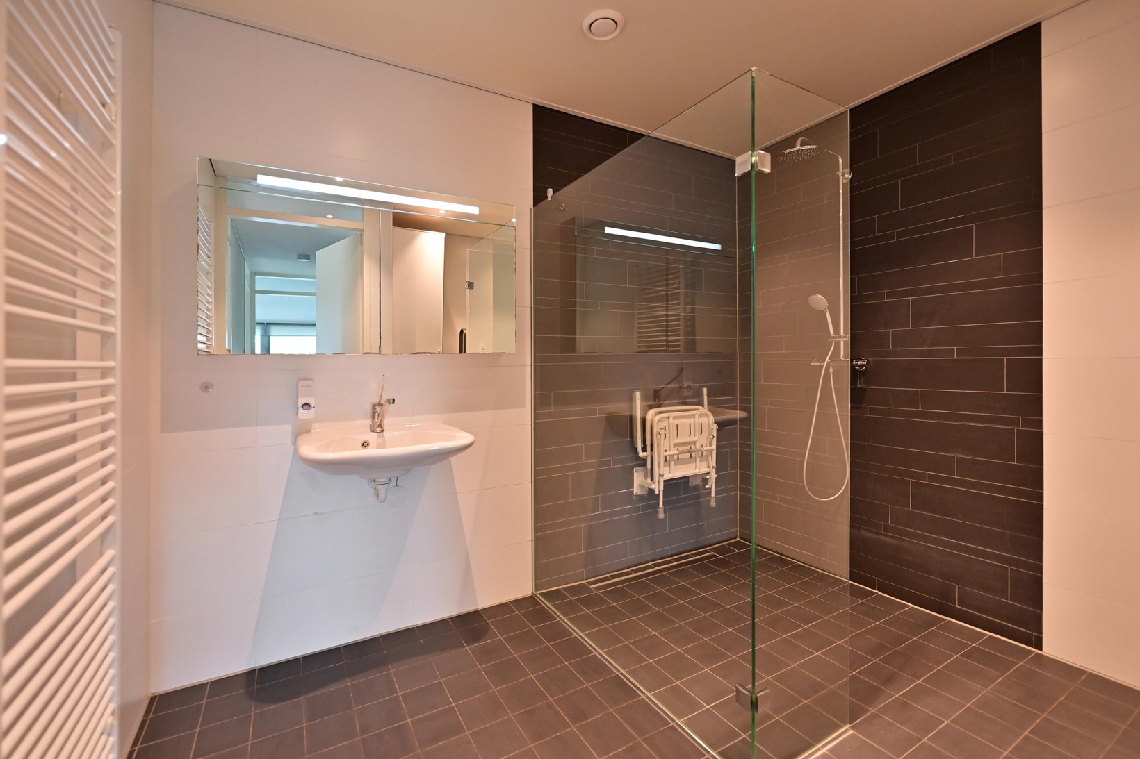 Appartement te koop: De Regentesse 32, Huizen