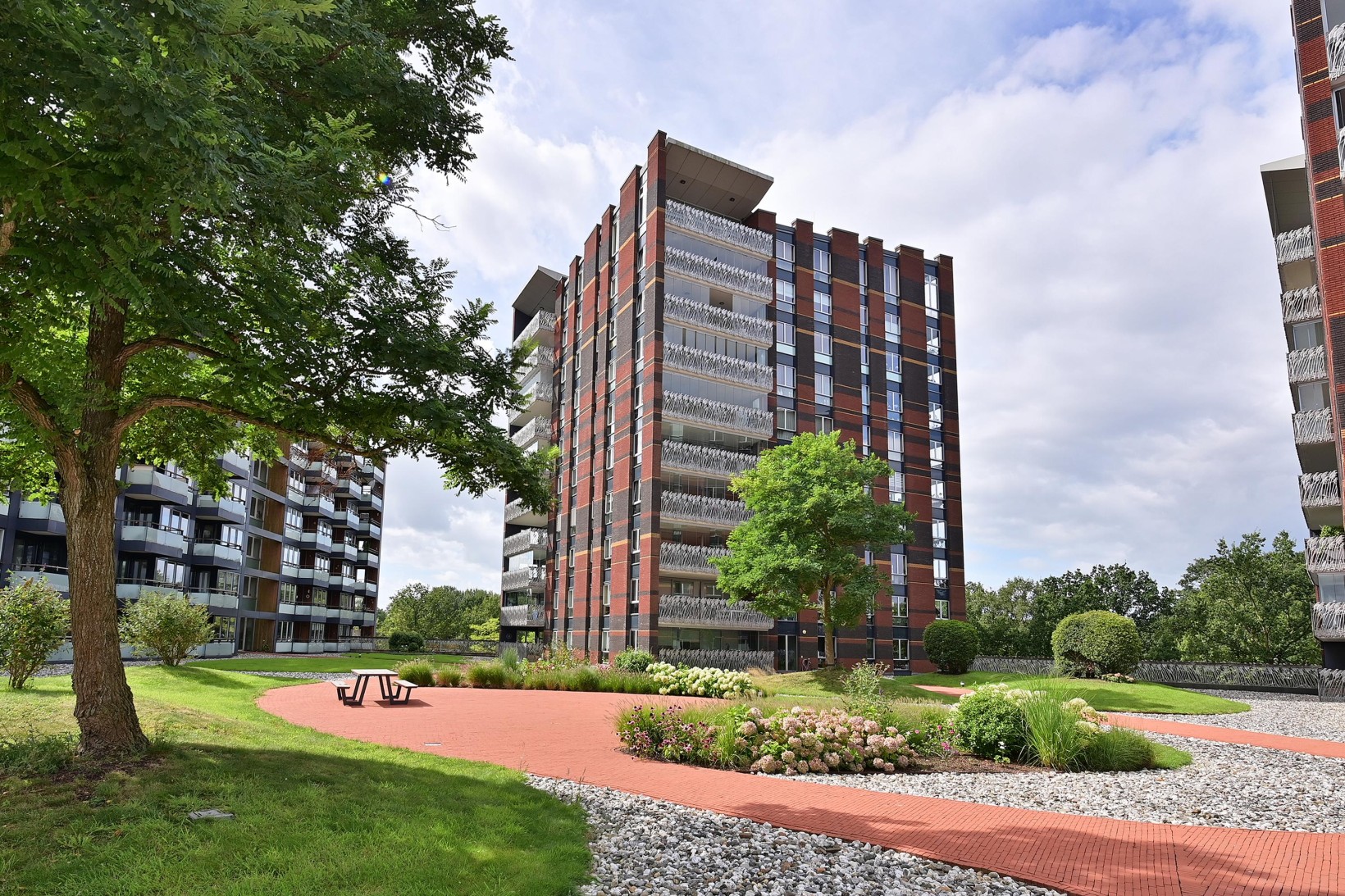 Appartement te koop: De Regentesse 32, Huizen